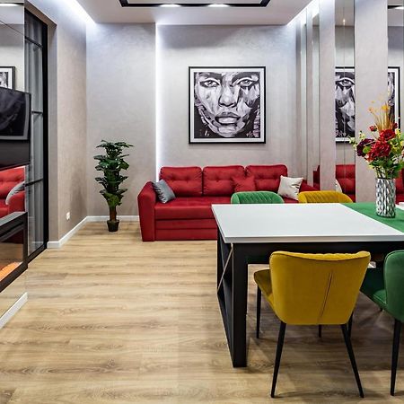 Alfa Apartments 3-Кімнатна Lux-Квартира У Центрі Львова Lviv Exterior foto