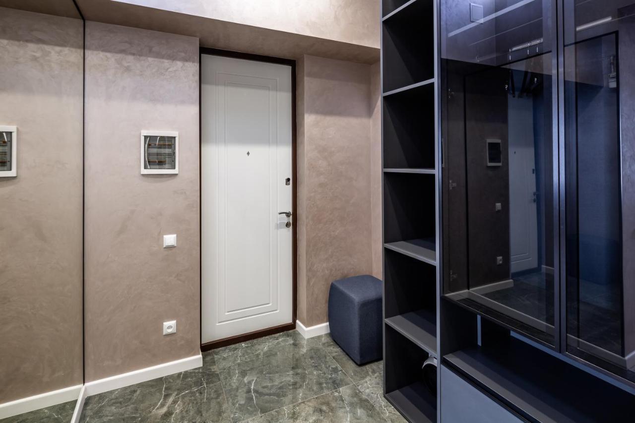 Alfa Apartments 3-Кімнатна Lux-Квартира У Центрі Львова Lviv Exterior foto